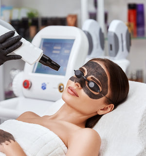 Laser Carbon Peel, Glowing, Resurfacing, Dilated Pores, Restore Skin Integrity, Blackheads, Whiteheads, Stimulate Collagen, Collagen Boosting, Improve Skin Texture, Epidermal, Dead Skin Removal, Acne, Acne Discolouration, Manchester, Greater Manchester, Cheshire, Wilmslow, UK, London, Specialist, Rejuvenation. 